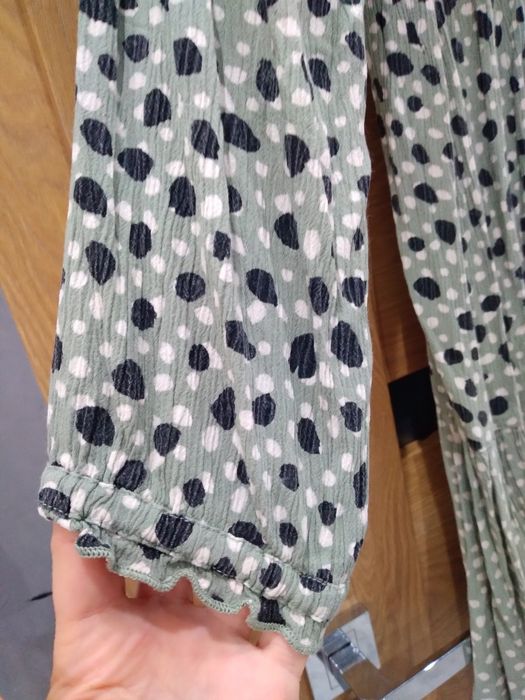 Cudna sukienka FAT FACE rozmiar L/2XL biust 110cm