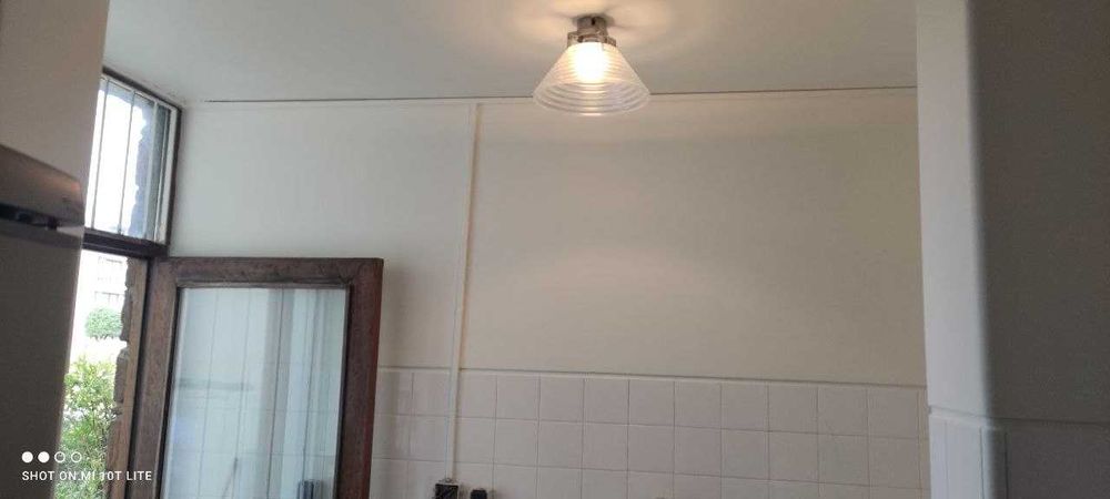 Trabalhos e pinturas64728141335170124