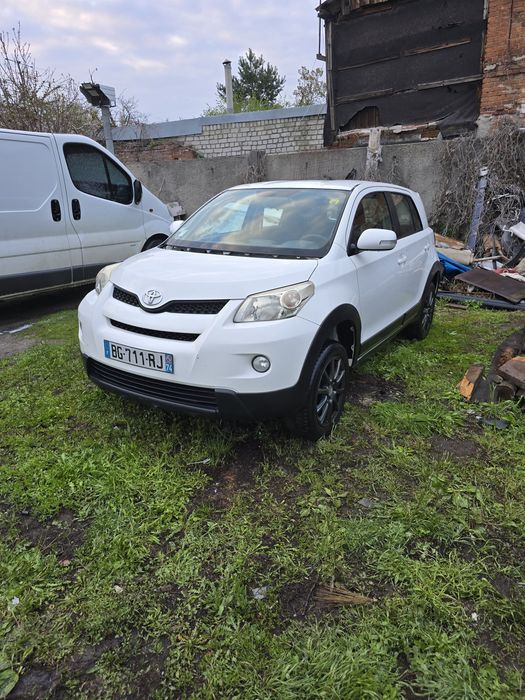 Разборка Toyota Urban Cruiser 1.4 D-4D AWD 4×4 2008 - 2014 розбір шрот запчасти полный привод 90 к.с. Тойота урбан круизер