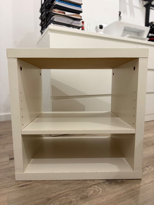 Cubo com 2 divisórias