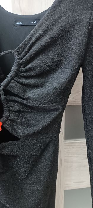 Czarna brokatowa mini xs