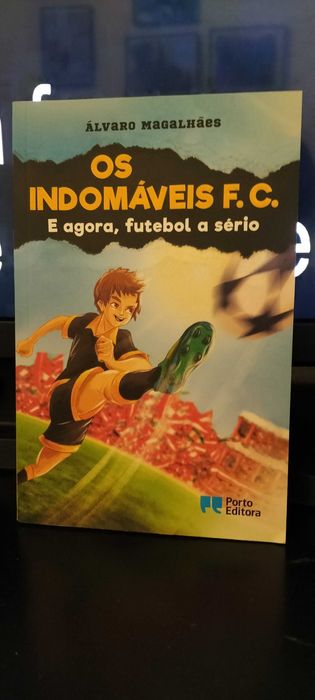 Os indomáveis F.C. - E, agora , futebol a sério