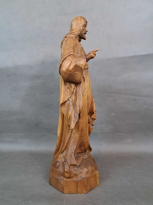 Jezus Chrystus rzeźba drewniana, wys. 39 cm