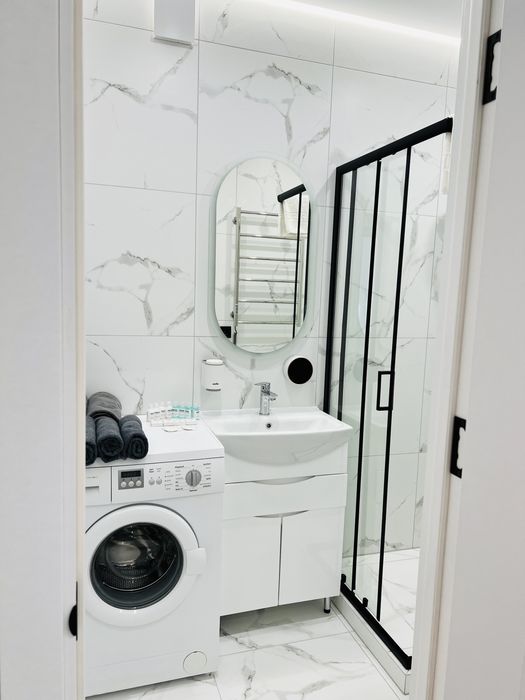 Вільно сьогодні. Подобова оренда ! Центр! Сучасні апартаменти