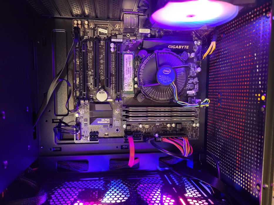 Komputer gamingowy i5 7500, MB B250M, DDR4 16GB, SSD M.2NVMe, HDD, W11