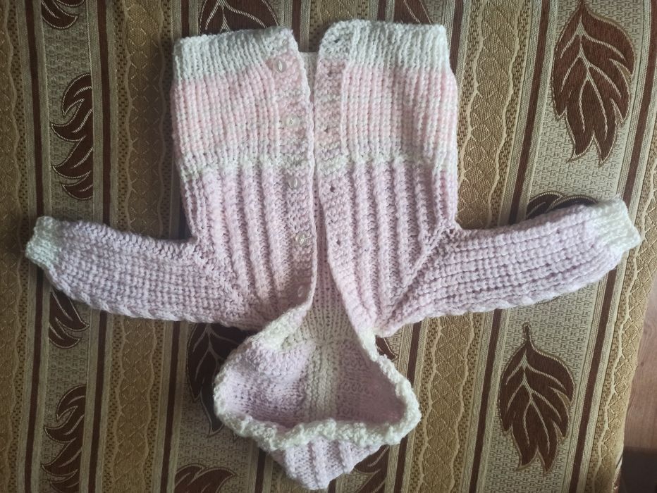 Детская вязаная кофта