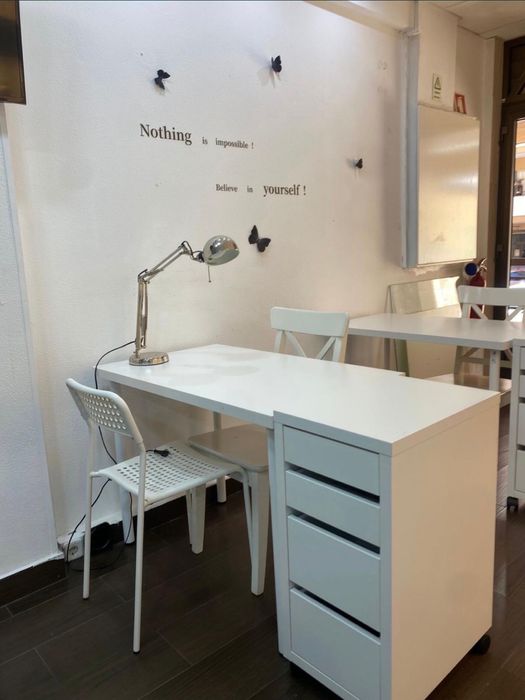 Cadeira mesa de manicure, pedicure unhas de gel, gelinho, acrilico