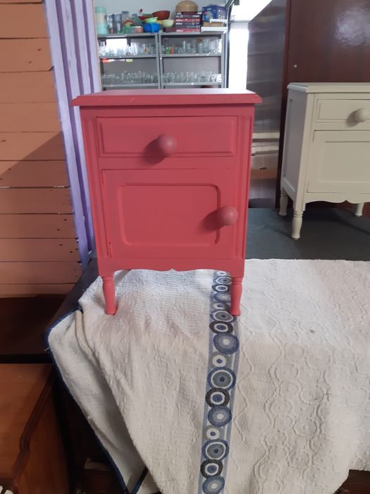 Mesa de cabeceira