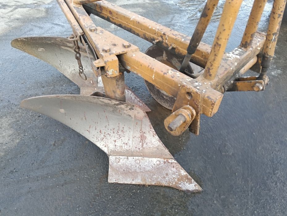 Pług 2 skibowy Ursus C330 C360 Władimirec T25 Unia Grudziadz