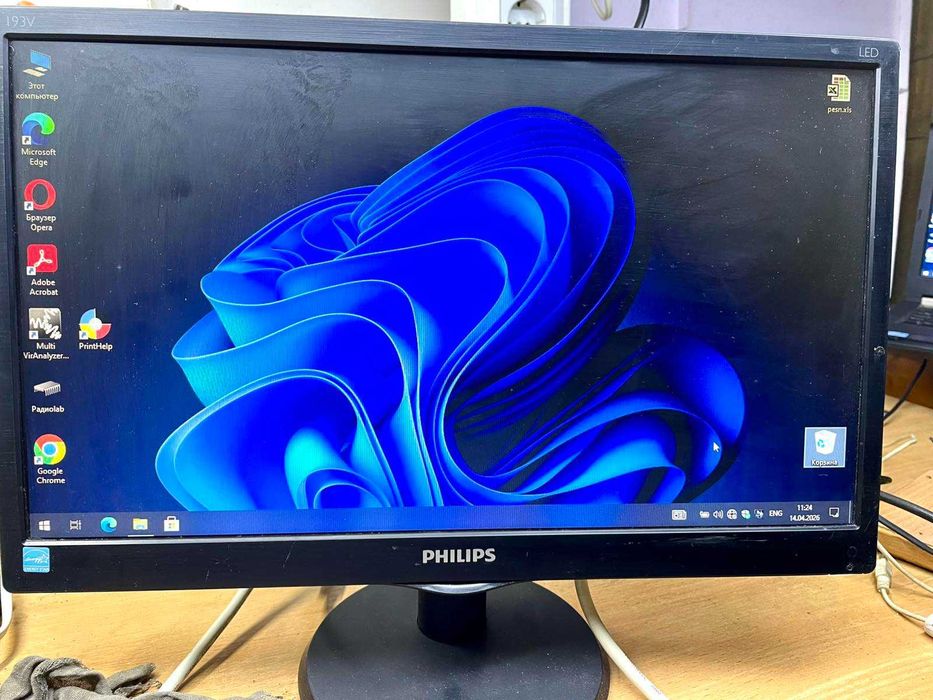 Монітор рк монитор жк LG Samsung Philihs ViewSonic Acer