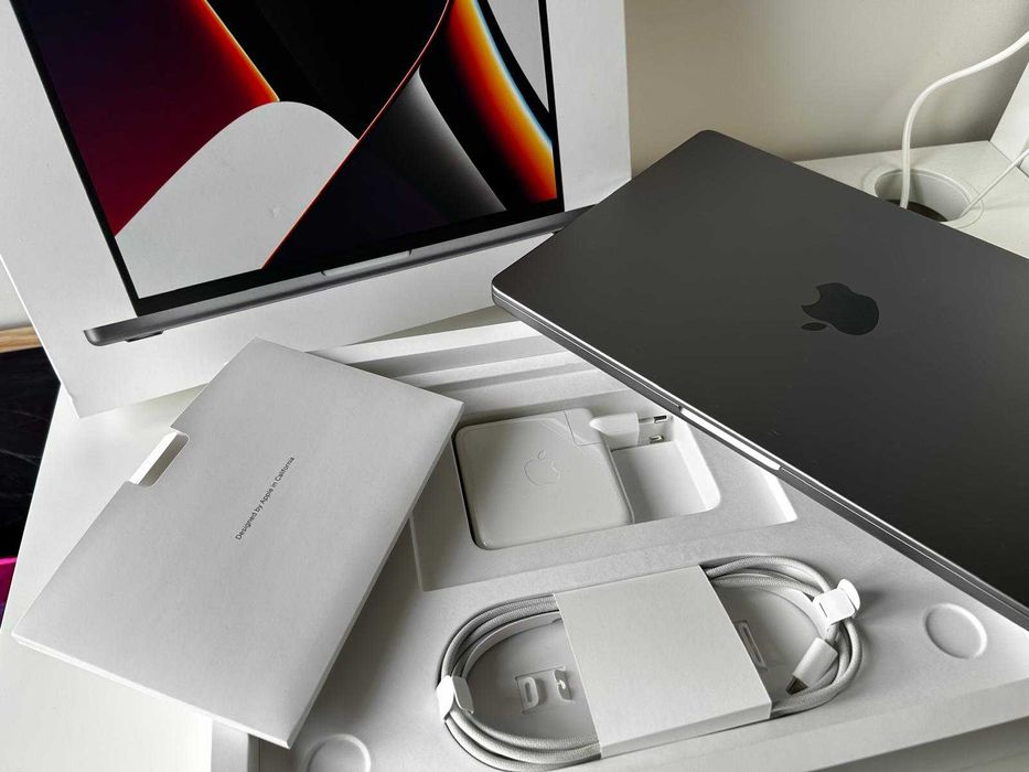 Macbook Pro M1, 14 Polegadas, 16GB RAM, 512 SSD - Excelente Estado