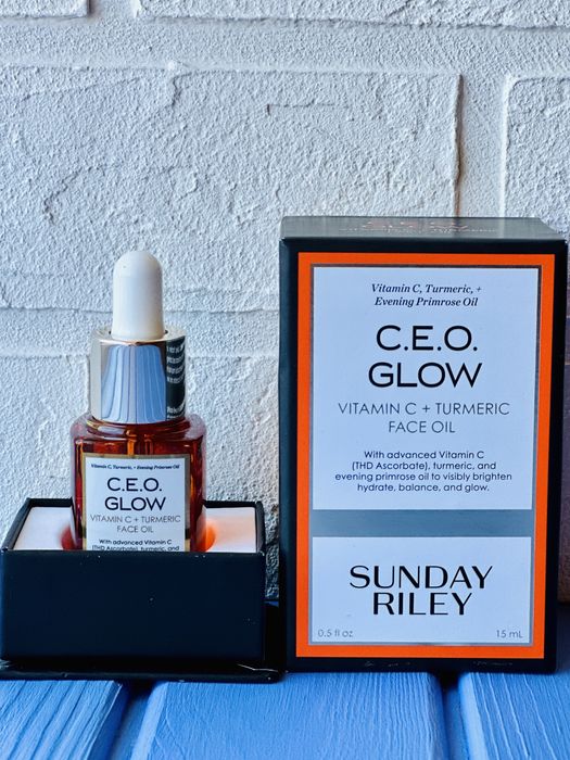 Sunday riley c.e.o. glow vitamin c and turmeric face oil