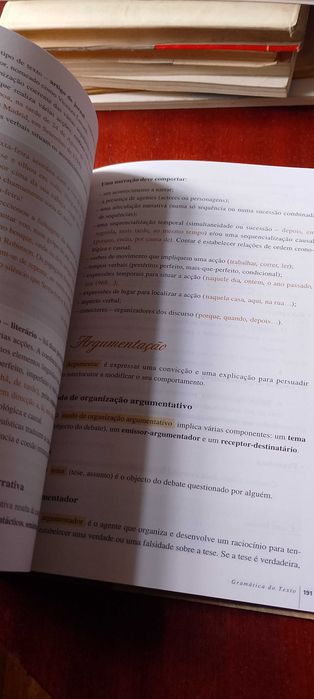 Da Palavra ao Texto - Gramática da Língua Portuguesa