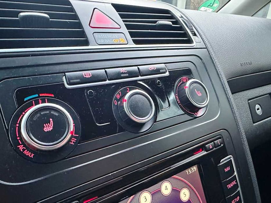 VW Touran TDi на автомате