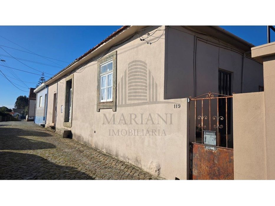 **2 Casas Térreas em Serzedo - Oportunidade Única! **