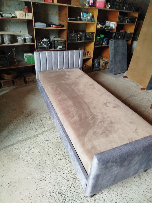 Продам односпальне ліжко