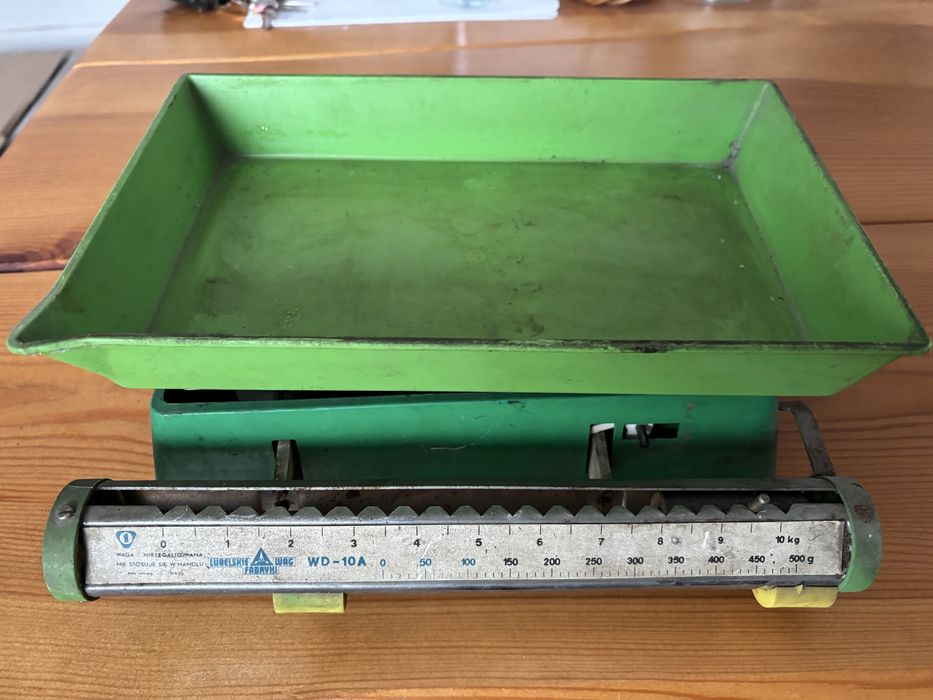 Waga bezodważnikowa  z PRLu