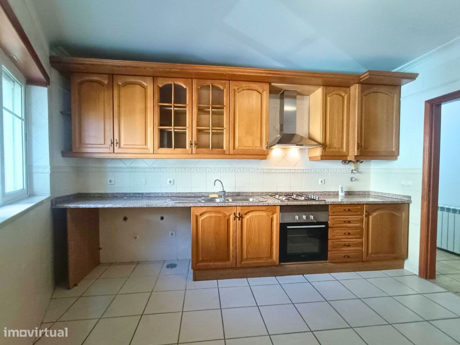 Apartamento T3 c/lugar de garagem