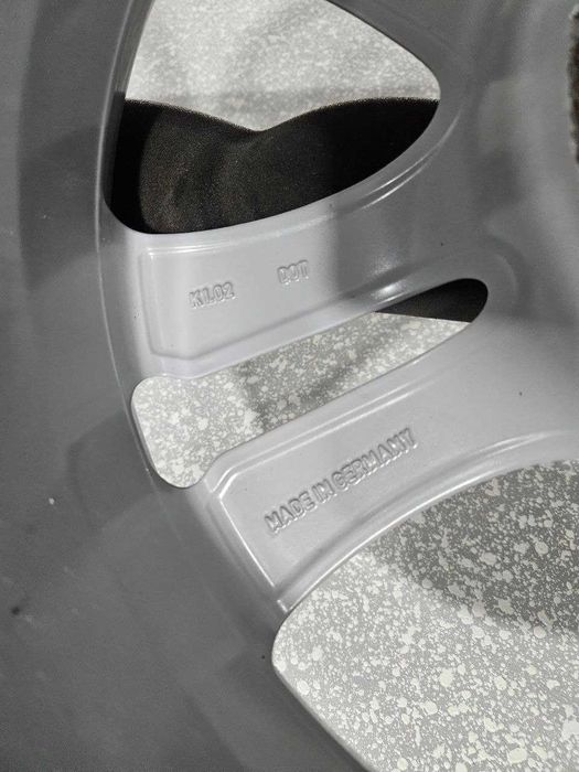 Диски Audi 5/112 R19 7J ET37 dia66.6mm