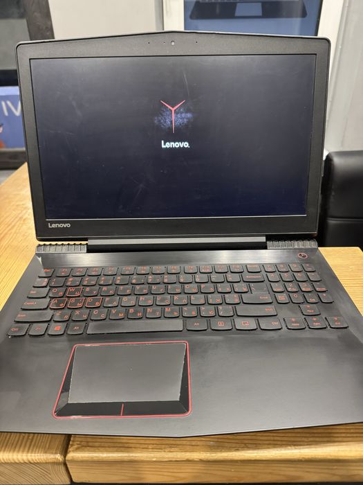 Ноутбук Lenovo Legion Y520 i5-7300HQ/8GB/GTX 1050 4GB/ 1TB + Коробка