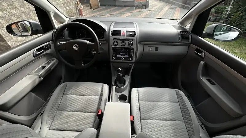 Volkswagen Touran 2009