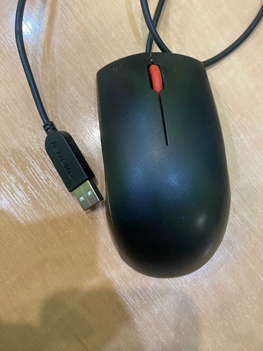 Мышь LENOVO в идеальном состоянии