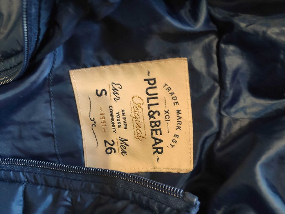 Kurtka pikowana Pull&Bear S granatowa