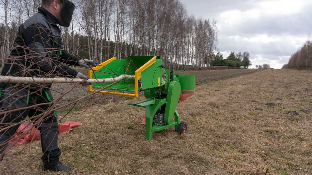 rębak SPALINOWY 7KM == rozdrabniacz ogrodowy