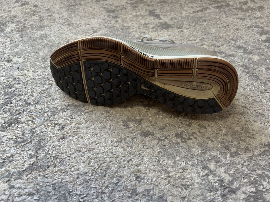 Кросівки жіночі Nike Air Zoom Pegasus 34