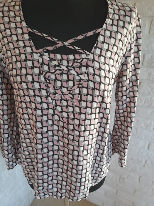 Nowa Buzka TATUUM roz. 34