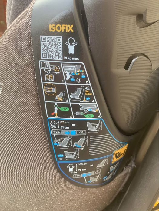 Duas Cadeiras Automóvel grupo 1/2- Britax Romer e Bebé confort