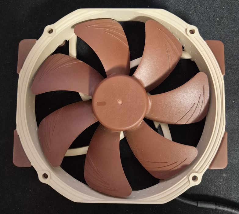 Топові вентилятори Noctua, be quiet!