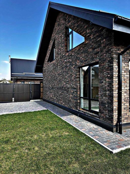 Унікальний таунхаус із баварської кладки | Зубра | Від забудовника!