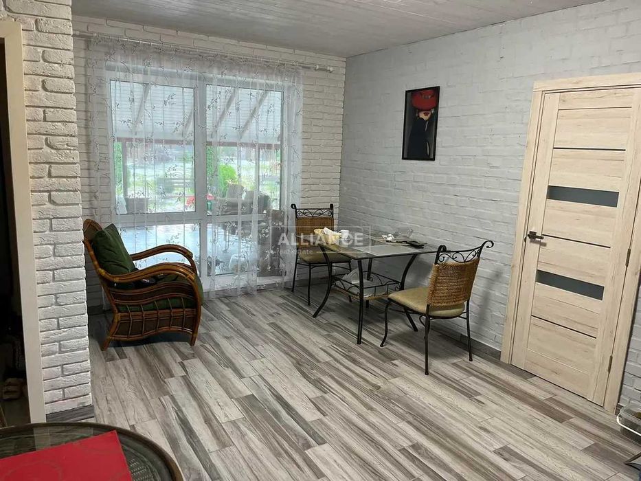 Продам будинок в с. Микуличин