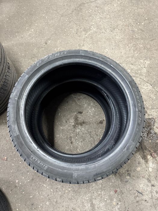 Opony Pirelli Pzero Lato 2x 225/40 R19 2x 255/35 R19 5mm BMW DOT 22