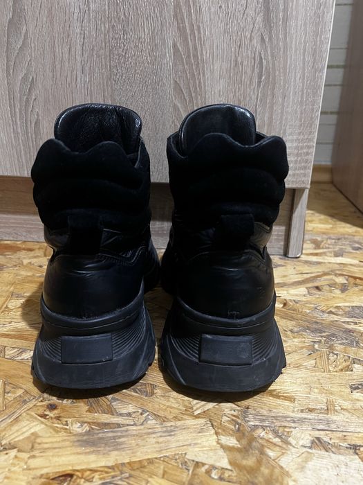 Жіночі ботинки Estro в хорошому стані 40 розмір