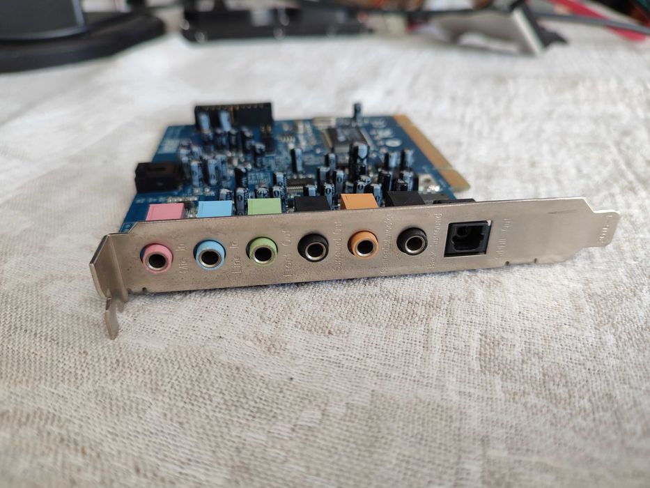 Karta graficzna GIGABYTE GV-R465D2-1GI 1GB AGP + Gratis.