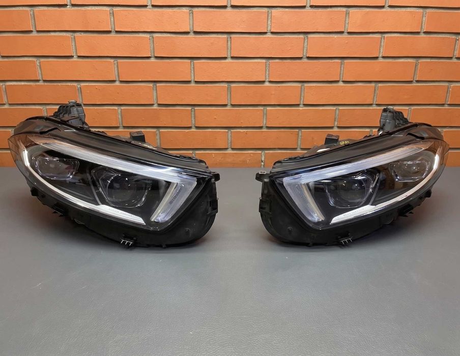 Фари передні Mercedes CLS C257 W257 Фара права або ліва EU USA разборка