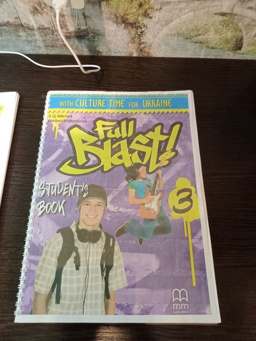 Зошити англійської Student's book і Wokrbook 9 клас