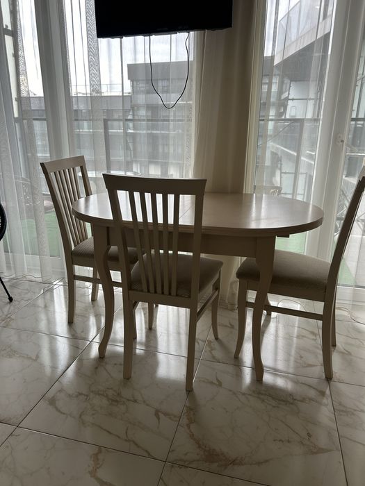 Кухонний деревяний стіл розкладний