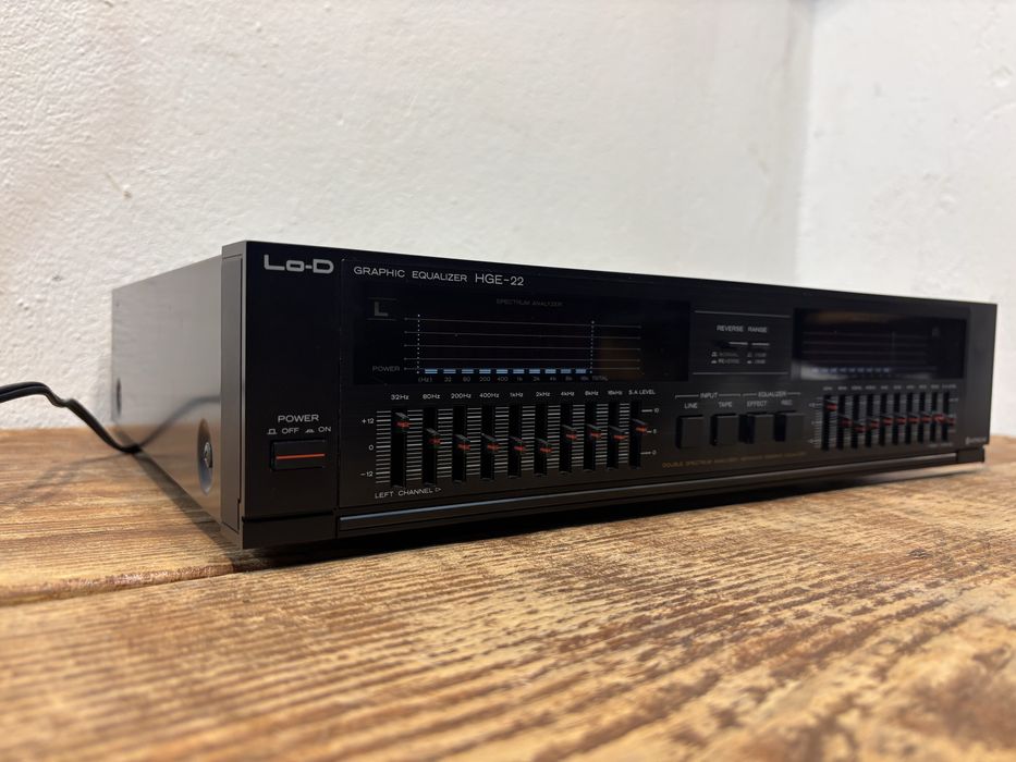 Korektor graficzny equalizer Hitachi HGE 22