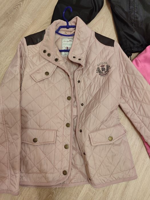 Лот жіночих речей куртка, кардіган, штани, спвдниця