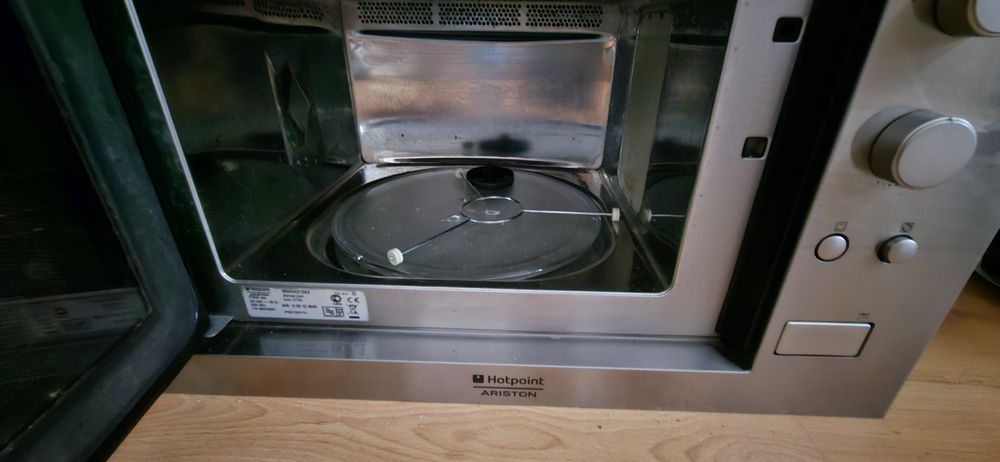 Micro ondas Ariston Hotpoint