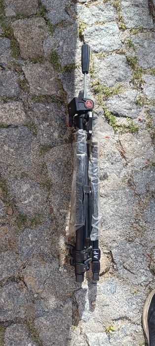 Tripé de máquina fotográfica64284472079618122