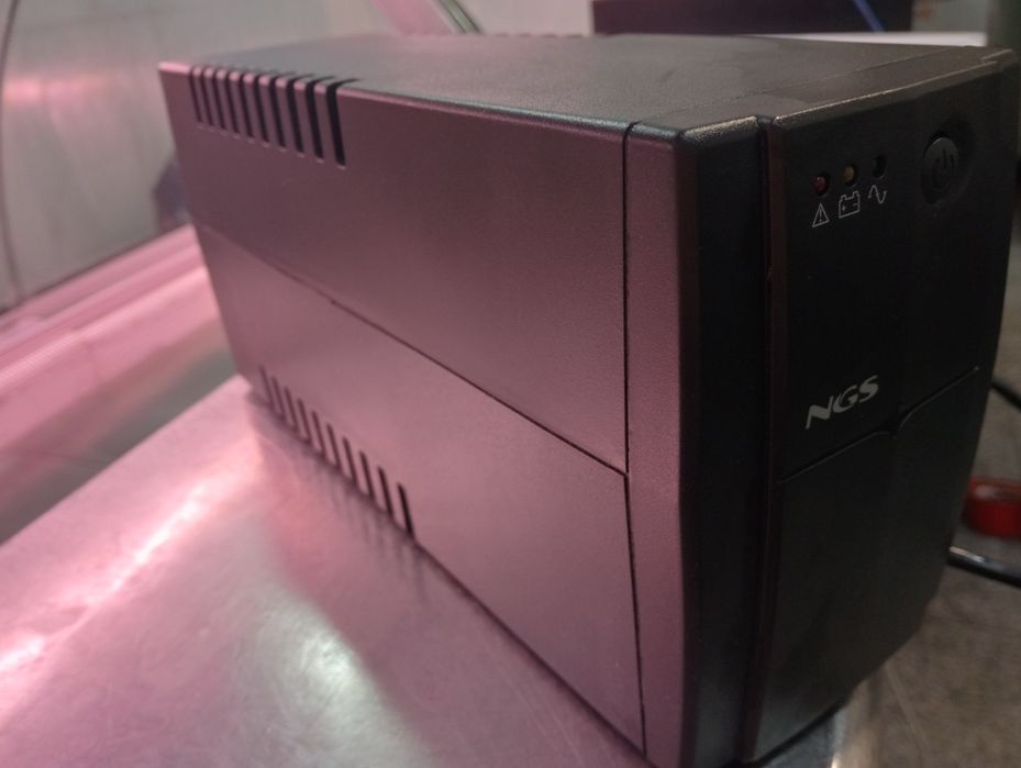 Ups nunca usada nova em caixa