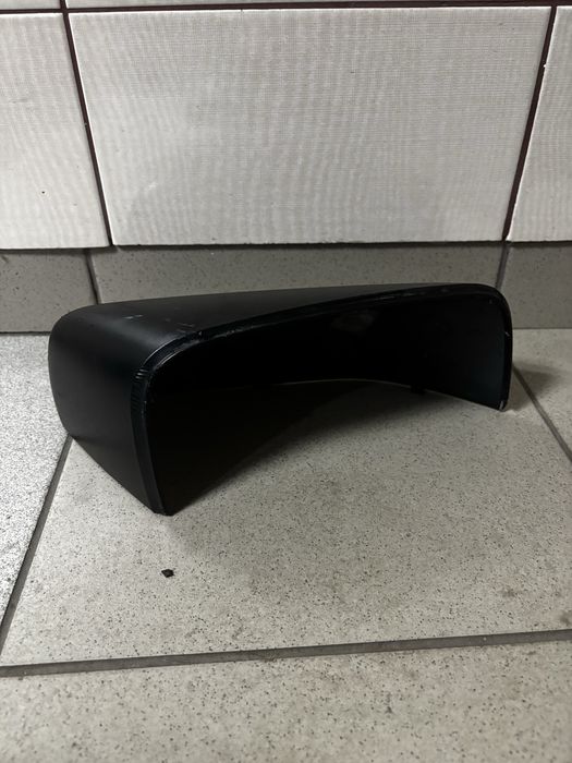 Накладка на праве зеркало Land Rover  LR019961 3304-514