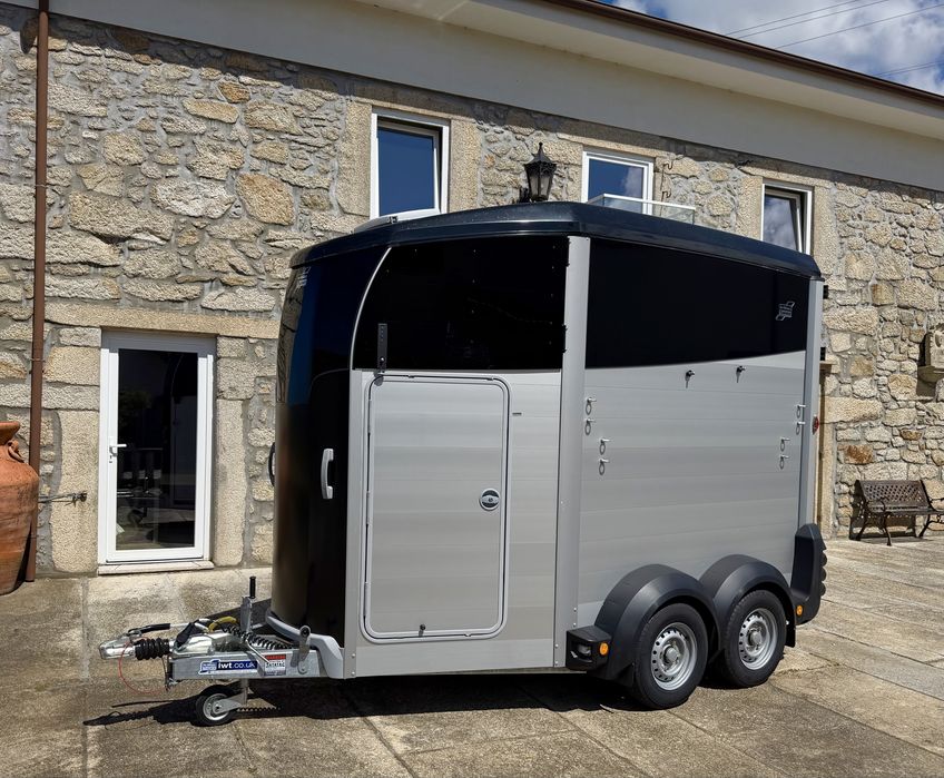 Reboque / Roulote / Atrelado Cavalos (Ifor Williams HBX506)