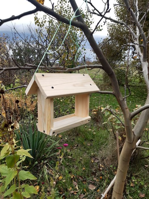 Годівничка для птахів ( збери сам)