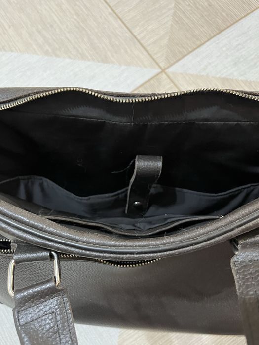 Чоловічий портфель