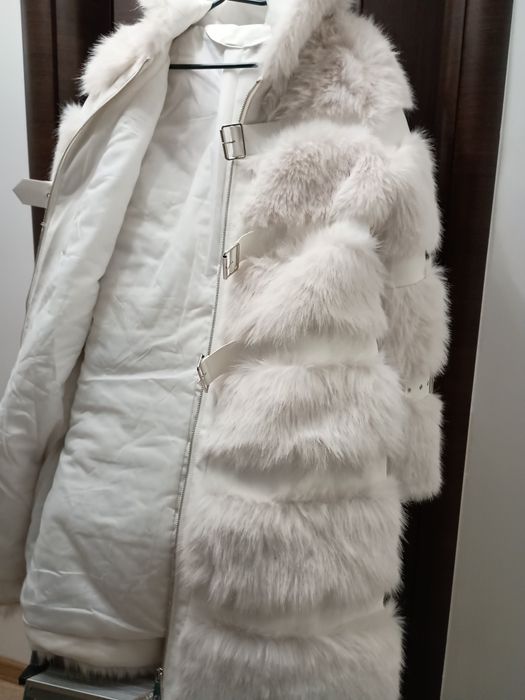 Futerko damskie ciepłe  z kapturem